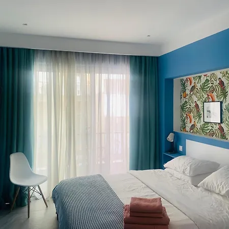 Petrus With Balcony *